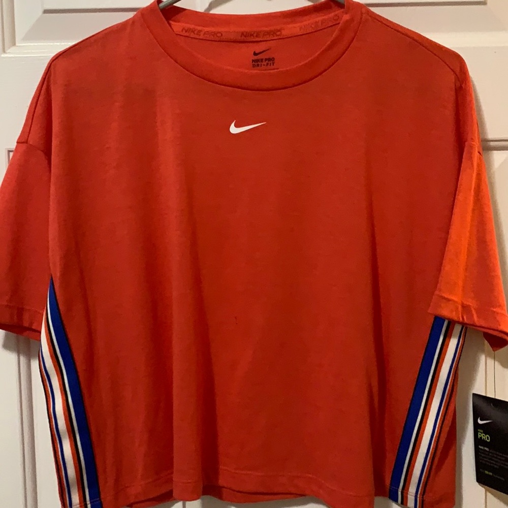 Nike crop top new pro